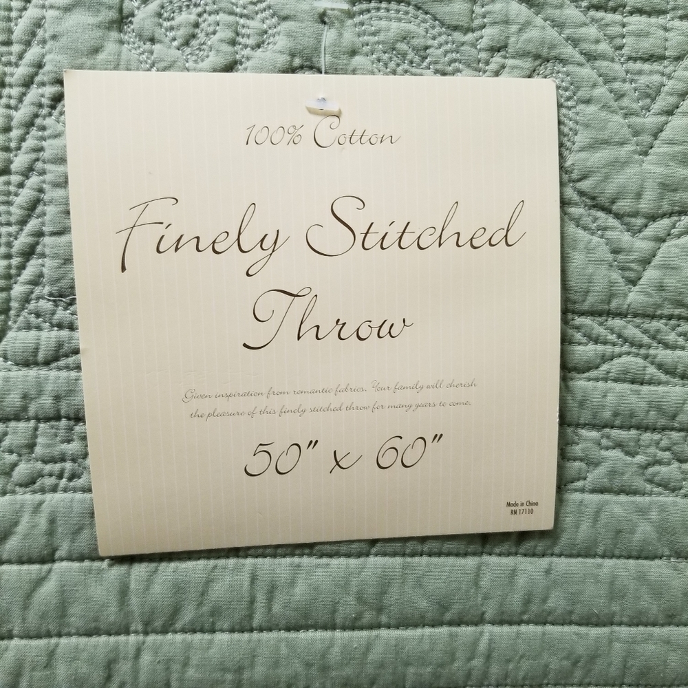 100% Cotton Finely Stitched Throw